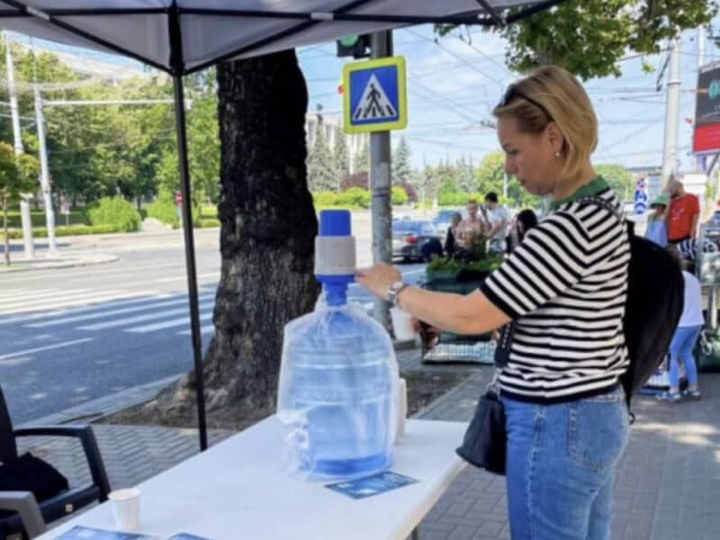 primăria mediaș ia măsuri împotriva caniculei: cort special pentru acordarea primului ajutor în parcul vitrometan