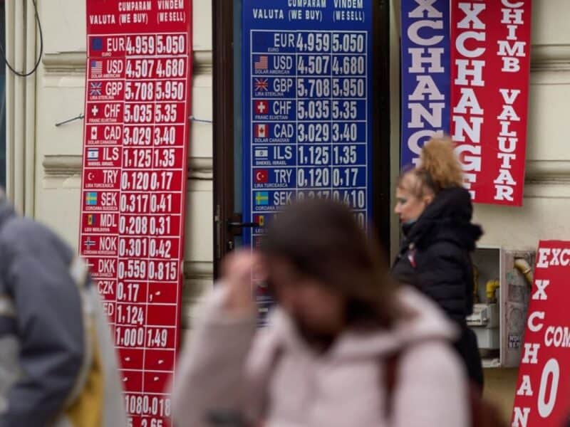 leul se apreciază pe 16 iunie 2026 față de euro și dolar în contextul inflației și instabilității politice aurul se scumpește