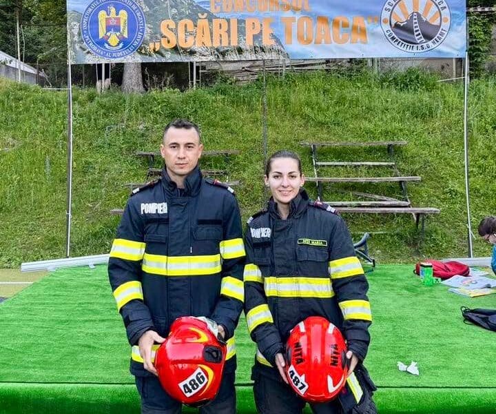 pompierii sibieni premiați la competiția scări pe toaca din masivul ceahlău cu locul iii și cea mai bună clasare feminină