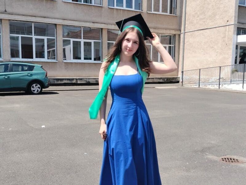 de la energetic la medicină sarah a terminat liceul din sibiu cu cea mai mare medie 9,68 și vrea să devină medic