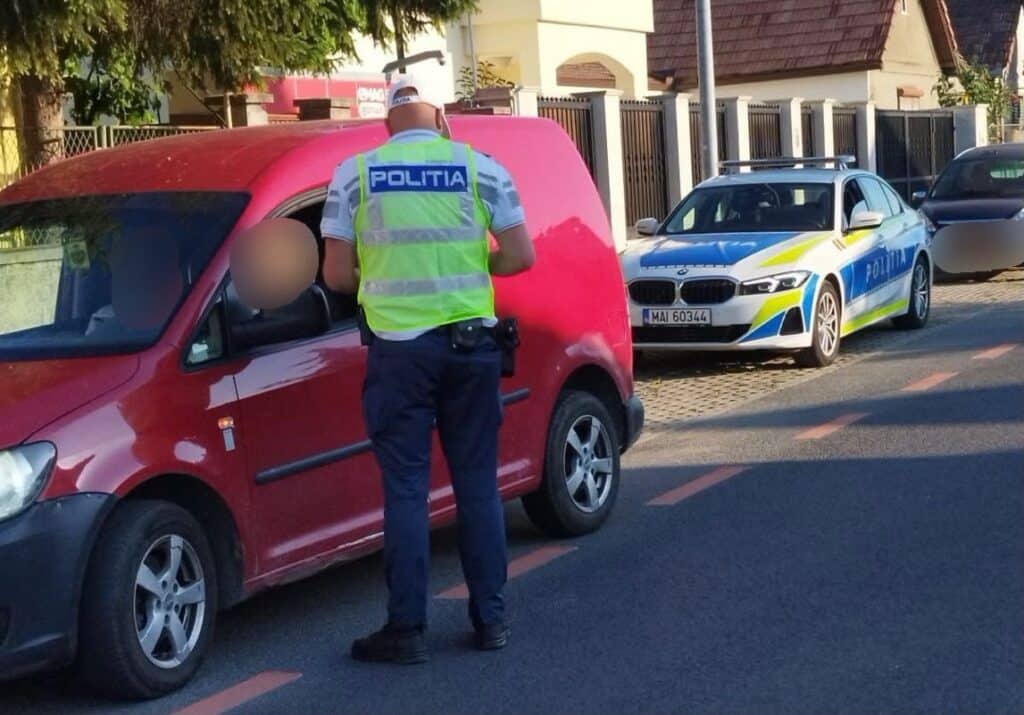 Scandal în Ludoș: tânăr de 22 de ani reținut după ce a înjunghiat un consătean cu un briceag 1 Scandal în Ludoș: tânăr de 22 de ani reținut după ce a înjunghiat un consătean cu un briceag