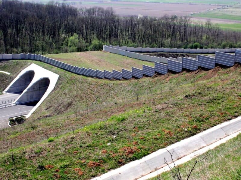 autostrada lugoj–deva rămâne incompletă tunelurile pentru urși nu vor fi gata în 2026 termenul optimist este sfârșitul lui 2027
