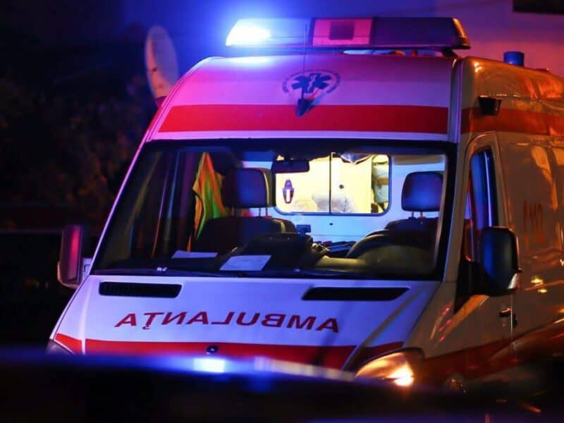 accident duminică seara la jina un băiețel de 6 ani a fost rănit după ce a fost lovit de un autoturism și transportat la spital cu traumatism cranian și multiple escoriații