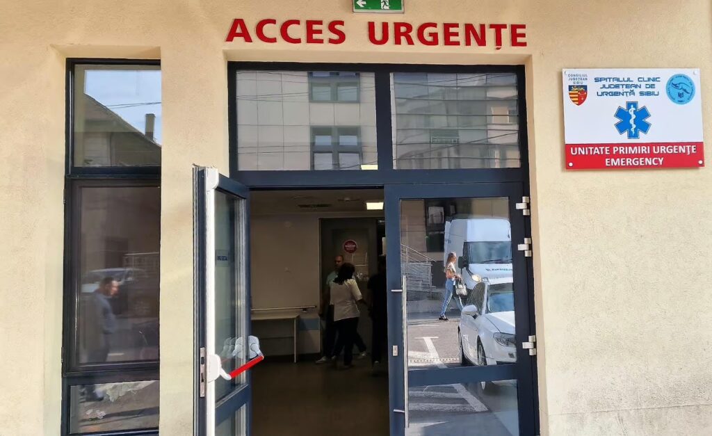 Starea victimelor din accidentul de pe DN1 la Avrig: șase persoane au fost transportate la spital, doi bărbați internați și monitorizați de medici 1 Starea victimelor din accidentul de pe DN1 la Avrig: șase persoane au fost transportate la spital, doi bărbați internați și monitorizați de medici
