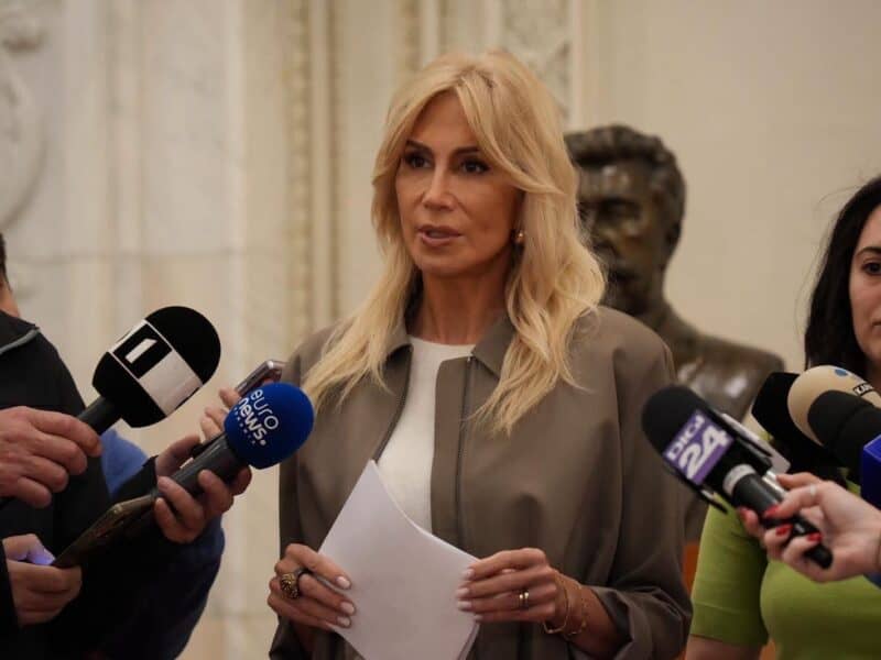 raluca turcan îl acuză pe sorin grindeanu că psd nu este în opoziție și controlează în continuare structurile statului român