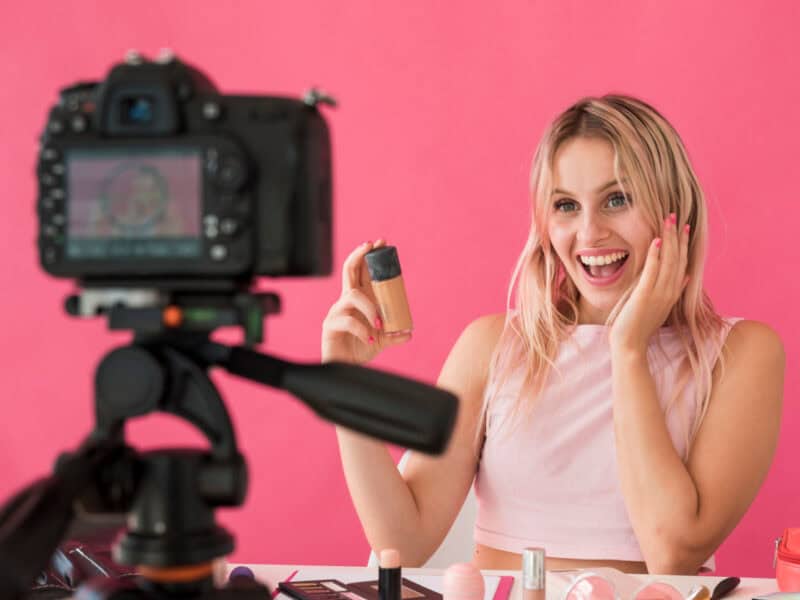 anpc a descoperit reclame ascunse și lipsa mențiunii privind conținutul generat de ai la influencerii din românia