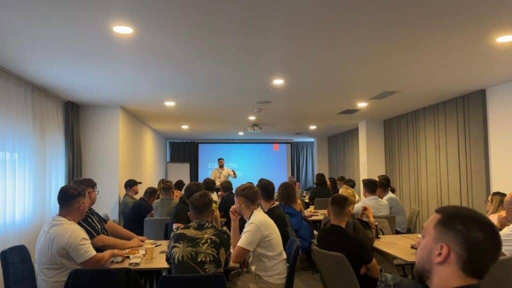 PSD Sibiu lansează proiectul Level Up pentru dezvoltarea personală și profesională a comunității cu workshop-uri lunare pe teme de interes, prima conferință dedicată educației financiare reuniind peste 50 de participanți 2 PSD Sibiu lansează proiectul Level Up pentru dezvoltarea personală și profesională a comunității cu workshop-uri lunare pe teme de interes, prima conferință dedicată educației financiare reuniind peste 50 de participanți