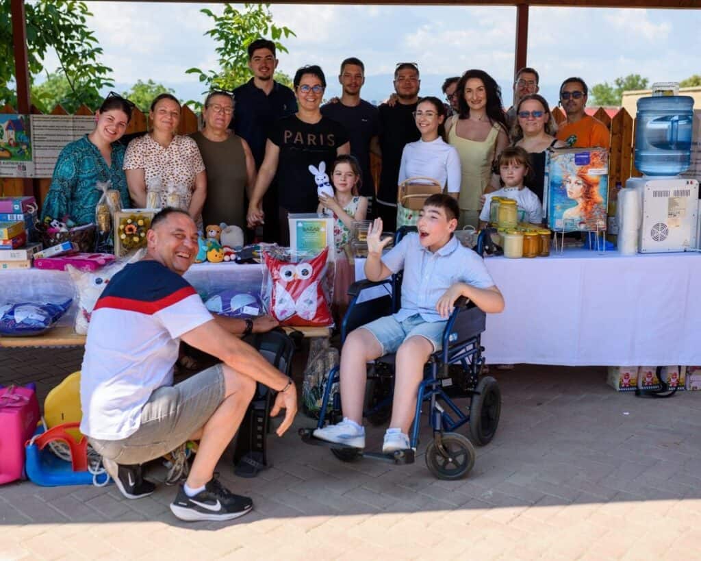 PSD Sibiu: Solidaritatea înseamnă fapte TSD Sibiu alături de Darius și de toți cei care cred că binele se construiește împreună 1 PSD Sibiu: Solidaritatea înseamnă fapte TSD Sibiu alături de Darius și de toți cei care cred că binele se construiește împreună