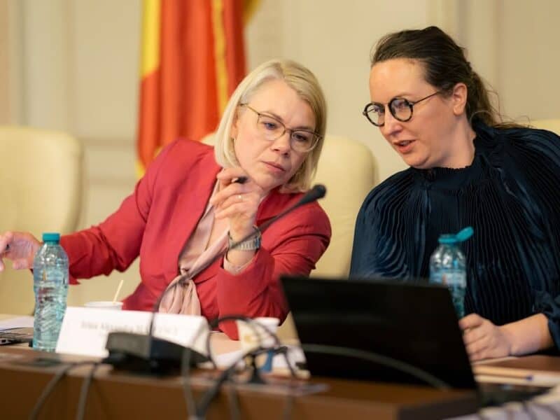 proiectul clara extinde screeningul pentru cancerul de col uterin în comunitățile rurale din sibiu cu sprijinul ruxandrei cibu deaconu și asociația moașelor din românia