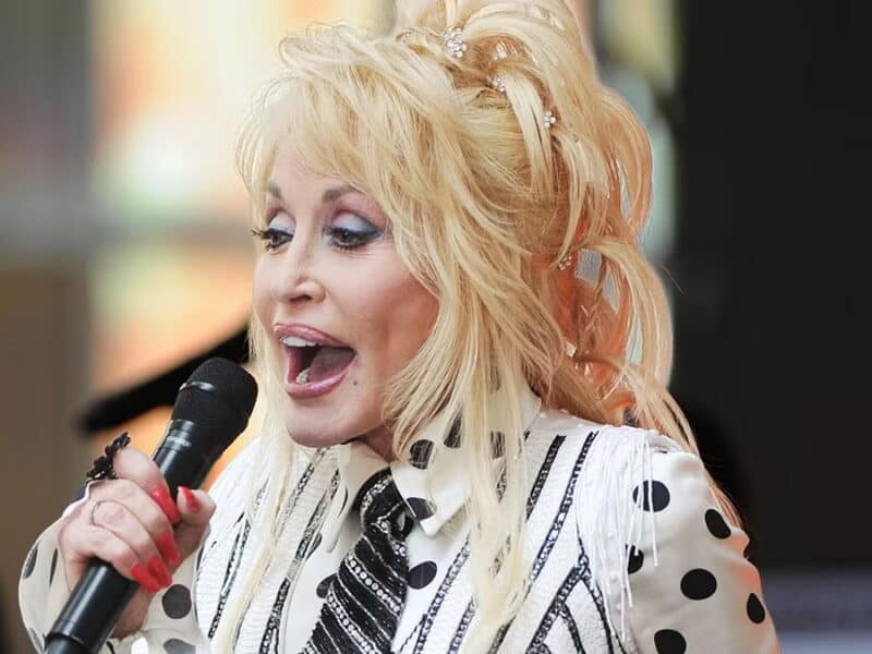 dolly parton a murit la 80 de ani iar lume întreagă îi aduce omagii