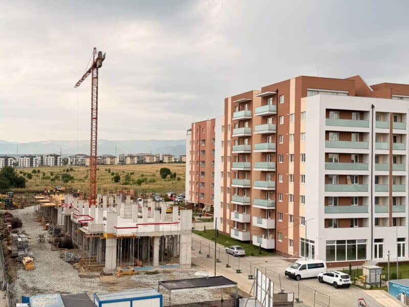 blocuri noi de apartamente în construcție, piață imobiliară românia