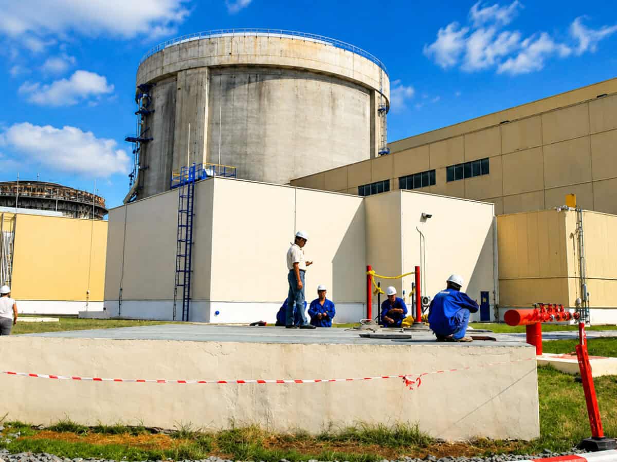 cernavodă oprește și al doilea reactor, care asigura 20% din energia țării