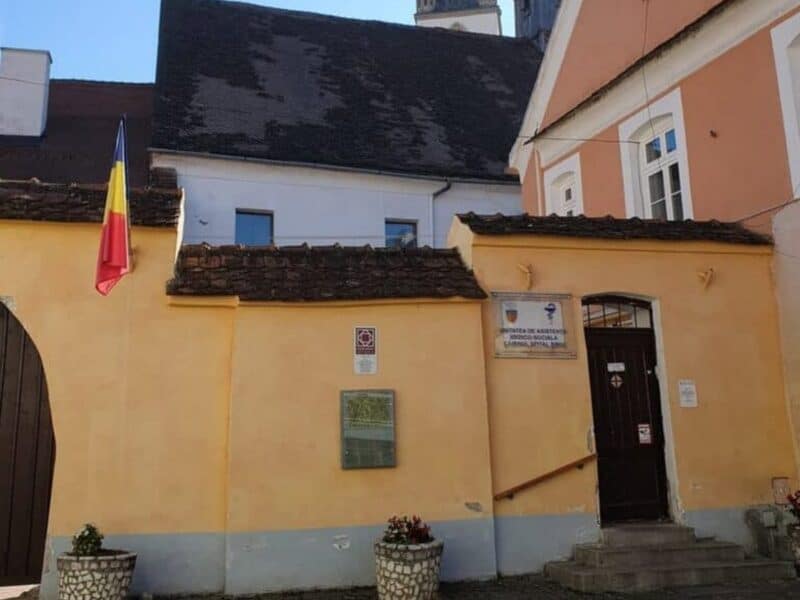 reținere la uams sibiu: cinci acuzații de corupție pentru donații cerute aparținătorilor pacienților
