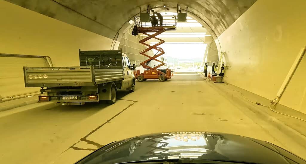 Tunelul din Secțiunea 4 a Autostrăzii Sibiu–Pitești se apropie de finalizare 2 Tunelul din Secțiunea 4 a Autostrăzii Sibiu–Pitești se apropie de finalizare