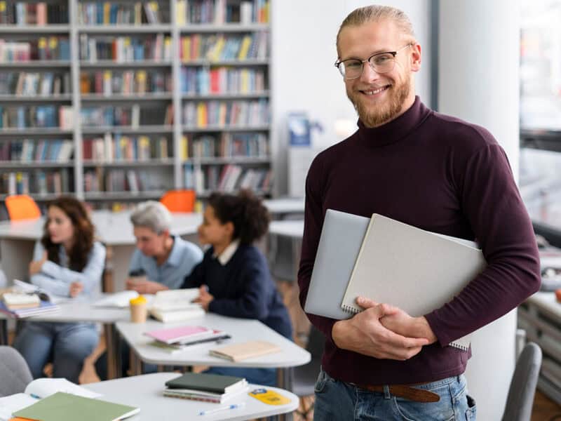 salarii mai mari pentru profesori din 1 septembrie 2027 anunță pîslaru