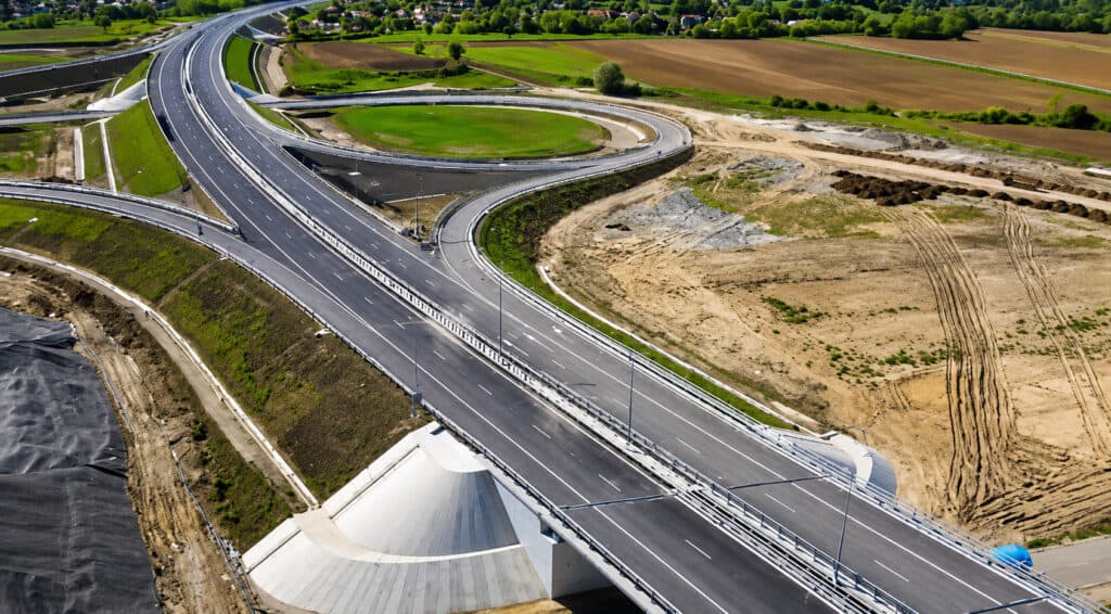 De marți se deschide tronsonul Zimbor – Poarta Sălajului din Autostrada Transilvania 1 De marți se deschide tronsonul Zimbor – Poarta Sălajului din Autostrada Transilvania