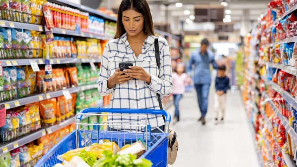 Peste 30% dintre români spun că viața lor s‑a înrăutățit din cauza presiunii financiare 1 Peste 30% dintre români spun că viața lor s‑a înrăutățit din cauza presiunii financiare